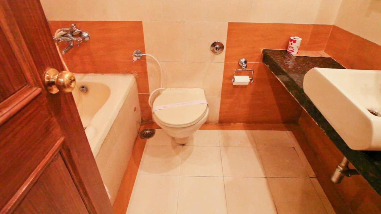 Shingar Regency Hotel Manāli Buitenkant foto