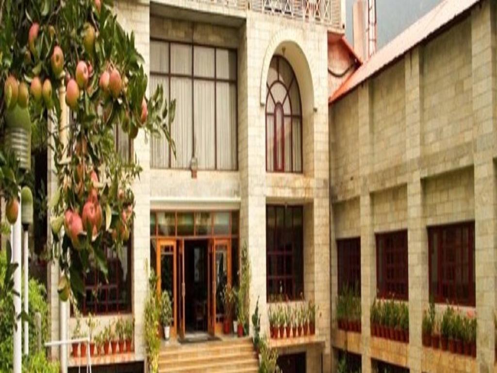 Shingar Regency Hotel Manāli Buitenkant foto
